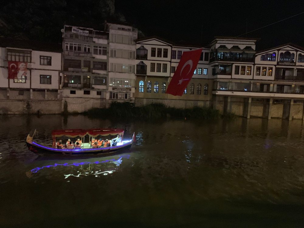 Yalıboyu Evleri