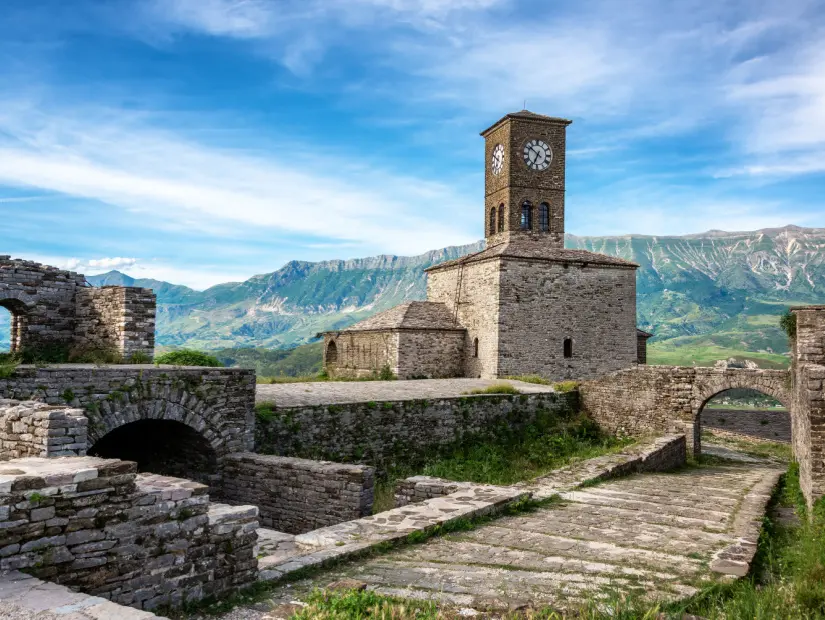 Gjirokastra Kalesi ve Müzesi