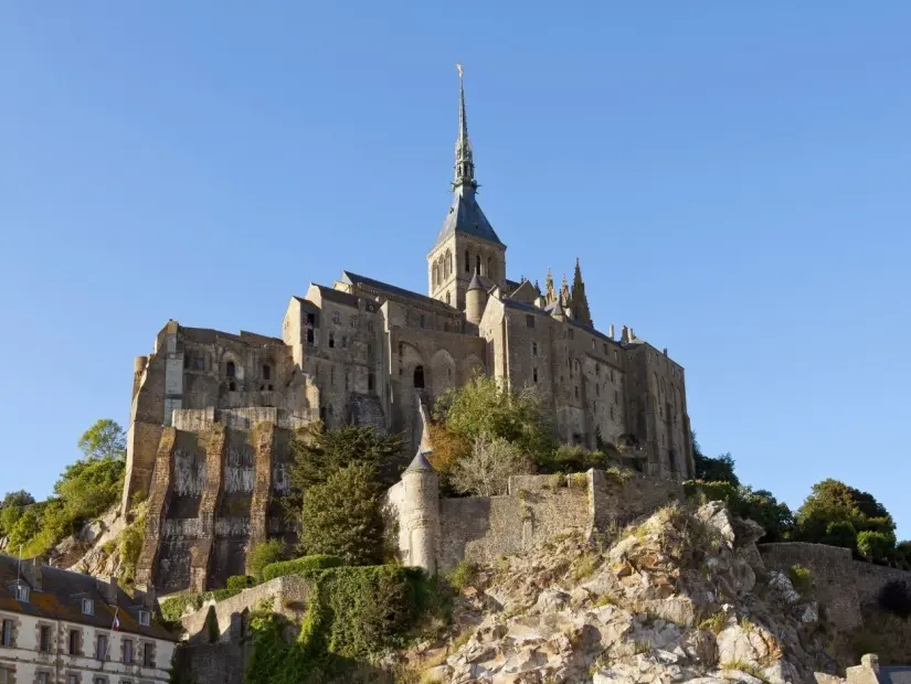 Mont Saint Michel Manastırı