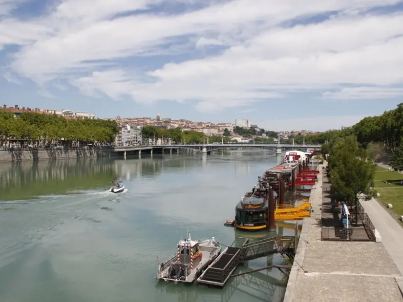 Rhône Nehri