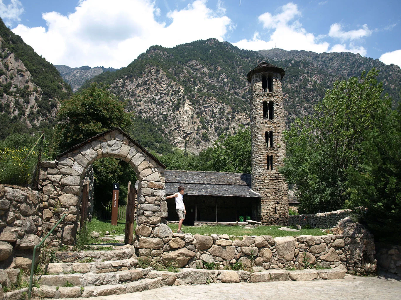 Kirche Santa Coloma