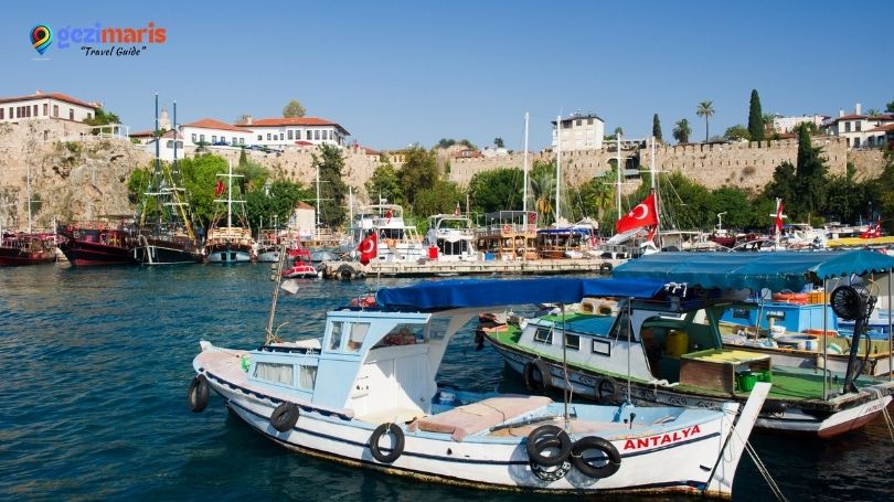 Antalya Reisgids 2026: Waar om te bly, wat om te eet, wat om te sien?