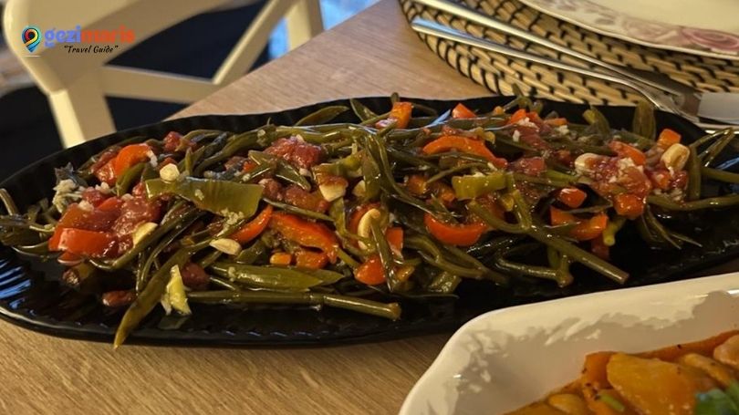Kaya Koruğu Salatası