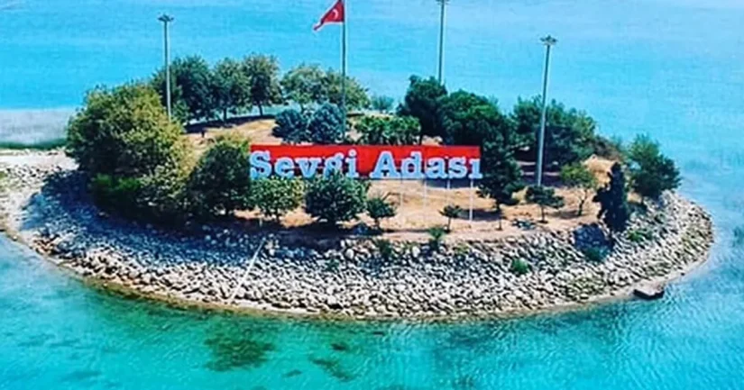 Sevgi Adası