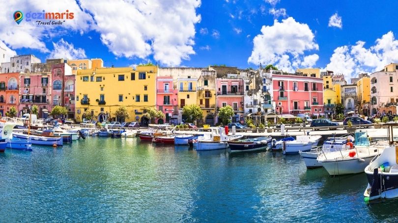 Napoli Gezi Rehberi 2026: Nerede Kalınır, Ne Yenir, Nereler Gezilir?