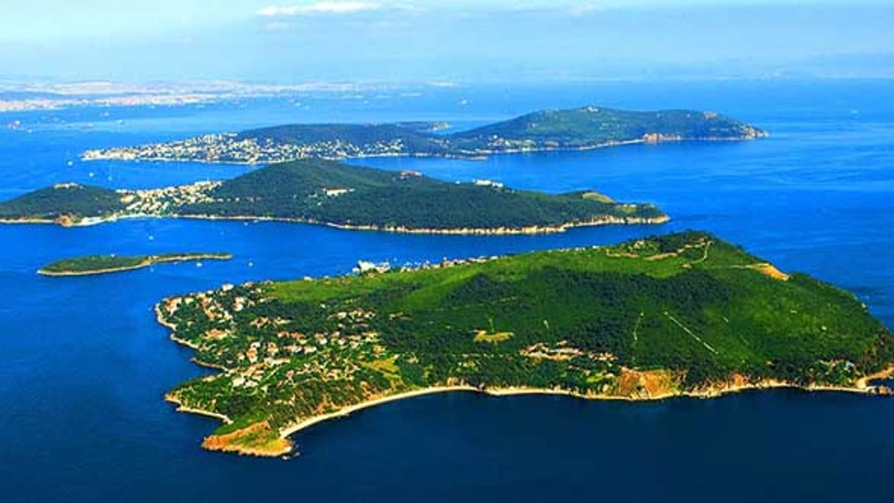 Adalar’da Gezilecek Yerler