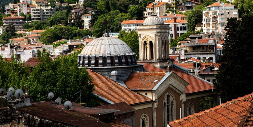 Chiesa greco-ortodossa di Arnavutköy Profitis Ilias e Sorgente Sacra