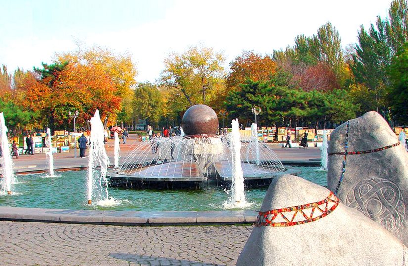 Mayakovskoho Meydanı