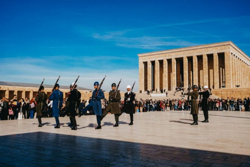 Anıtkabir : Ankara’nın Kalbinde Tarihe Yolculuk