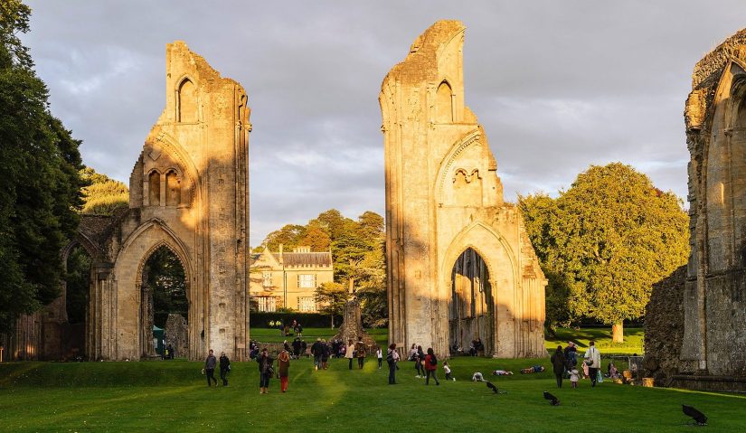 Glastonbury Manastırı