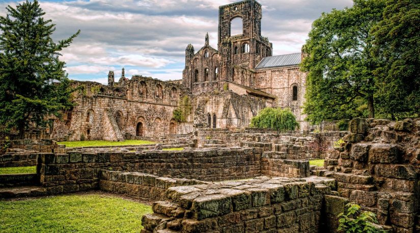 Kirkstall Manastırı