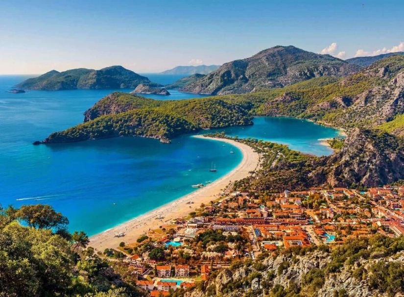 Ölüdeniz Gezi Rehberi: 2025’te Mutlaka Görmeniz Gereken Ege’nin Eşsiz Cenneti