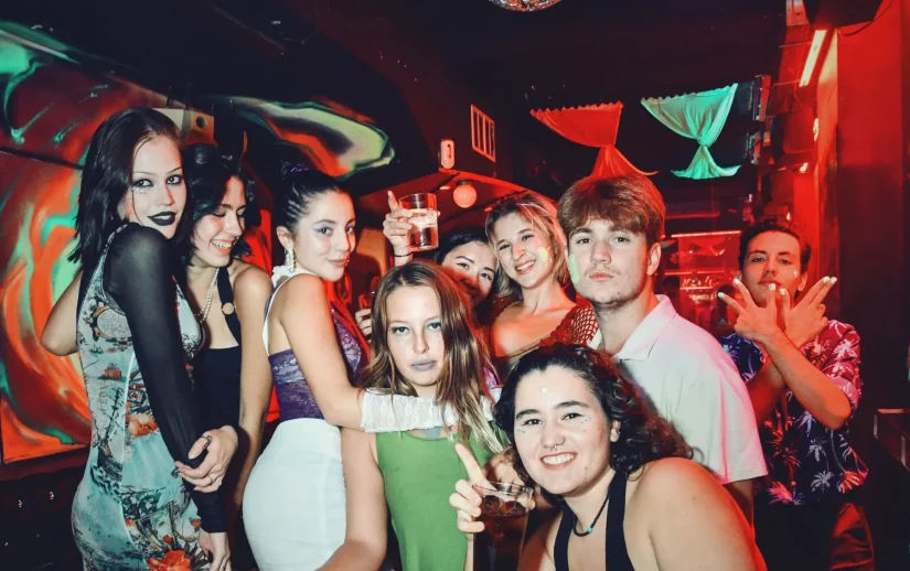 Nightlife Madrid VIP Pub Crawl