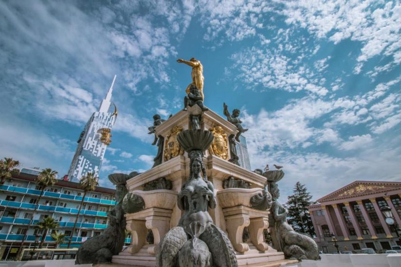 Standbeeld van Poseidon en fontein van Neptunus