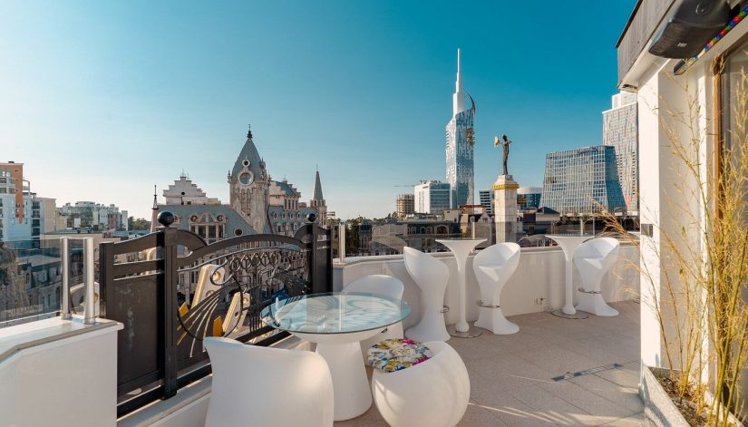 Sky Lounge by Kartuli Hotel