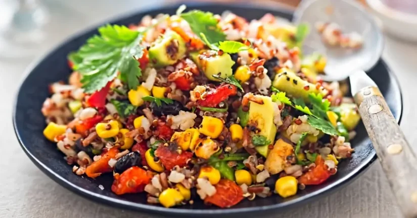 kinoa salatası