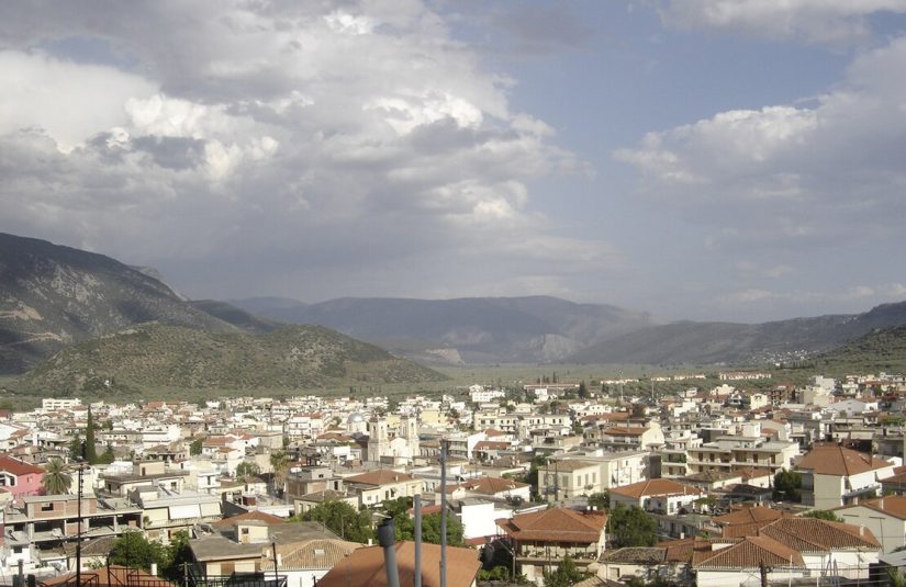 Amfisa Gezi Rehberi