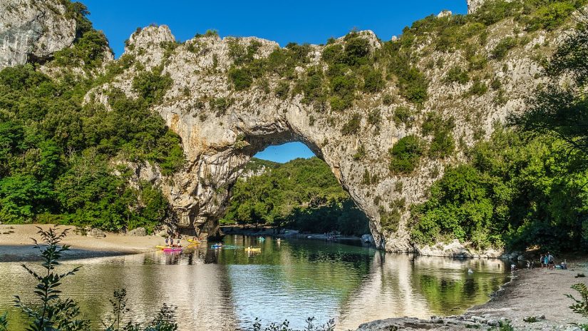Ardèche Gezi Rehberi