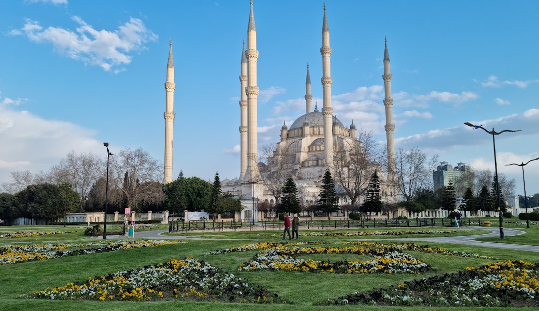 Yüreğir Gezi Rehberi