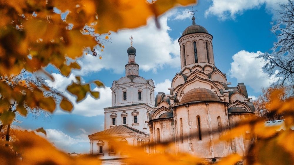 Moskova Kontrastları: Eski Moskova ile Modern Şehrin Aynı Karede Buluştuğu Yerler