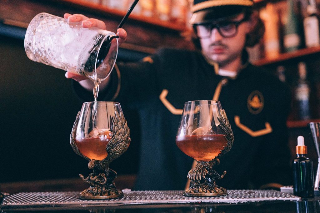 Orient Express Cocktailbar - El Vagon