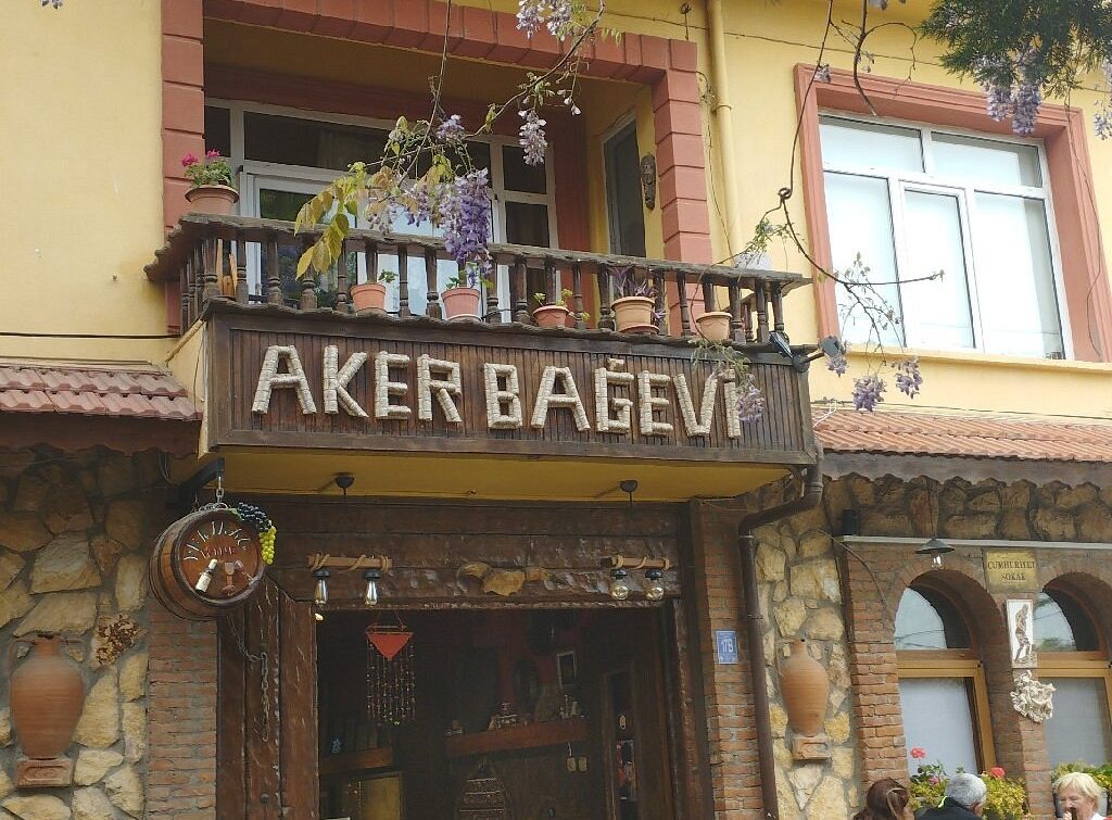 Aker Bağ Evi