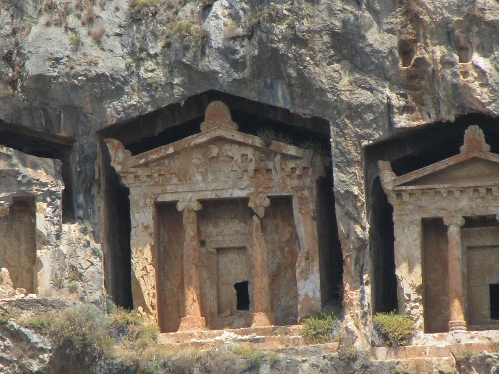 Amintas Kaya Mezarları