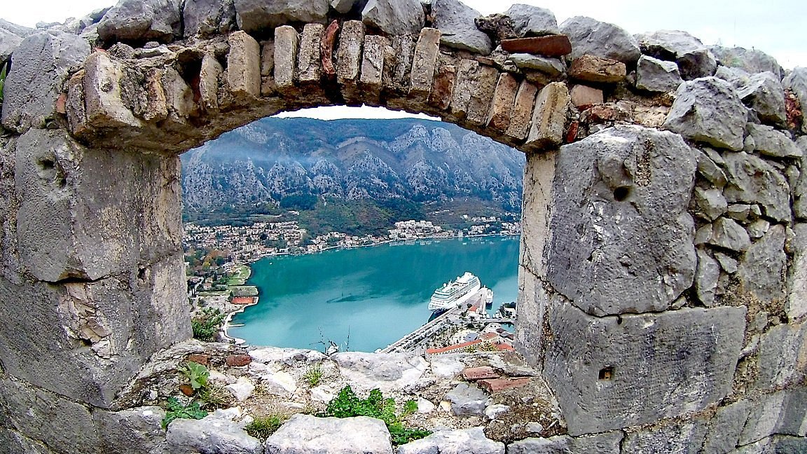 Aziz İvan (San Giovanni) Kalesi