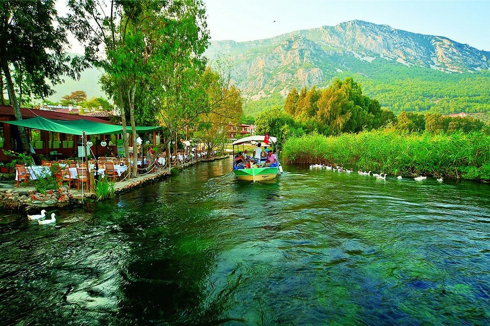 Azmak Nehri (Kadın Azmağı)