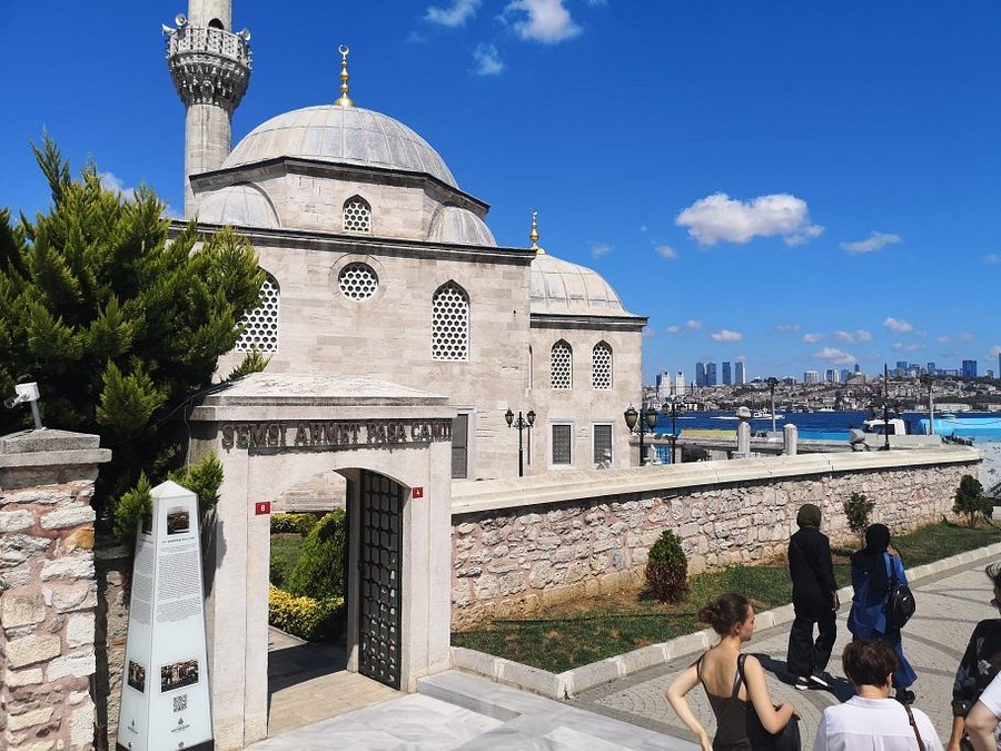 Şemsi Paşa Camii