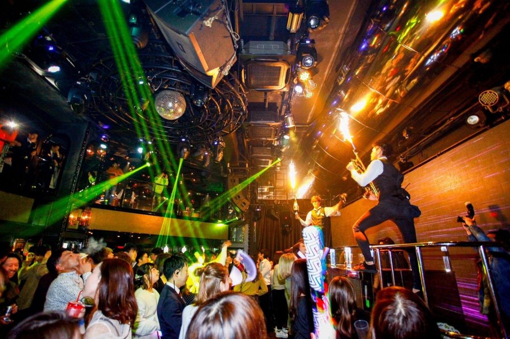 Osaka Gece Hayatı: En İyi 50 Mekan