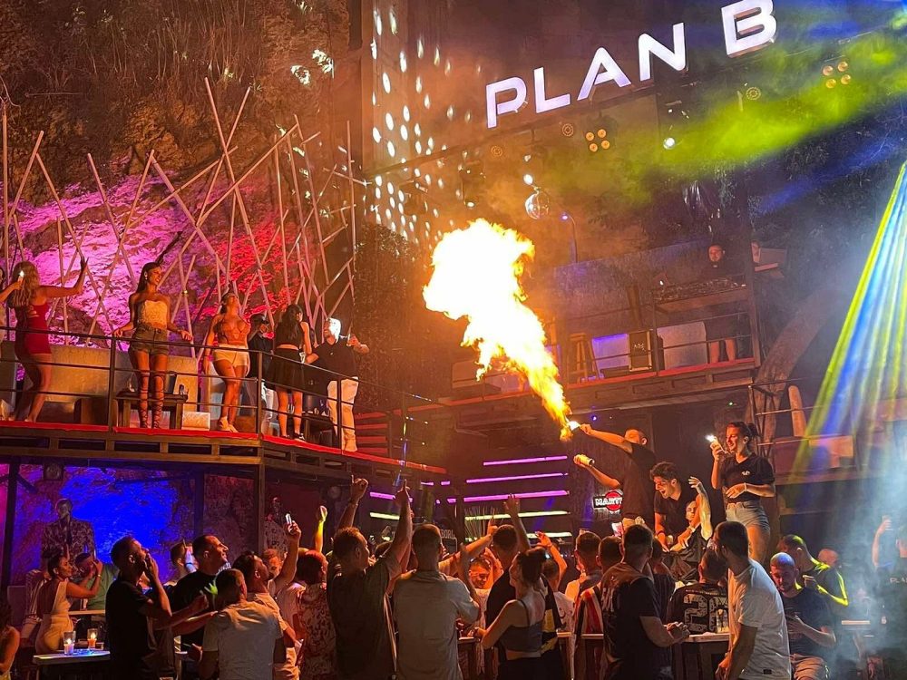 Plan B Pub