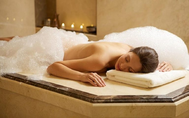 Alanya: Geleneksel Türk Hamamı, Spa & Köpük Masajı — Marina Manzarası