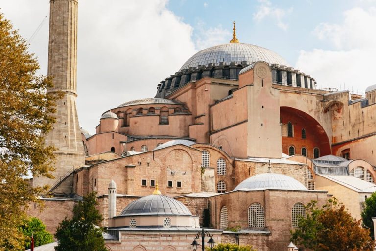 İstanbul: Ayasofya Sırayı Atla Bileti & Müze Seçeneği