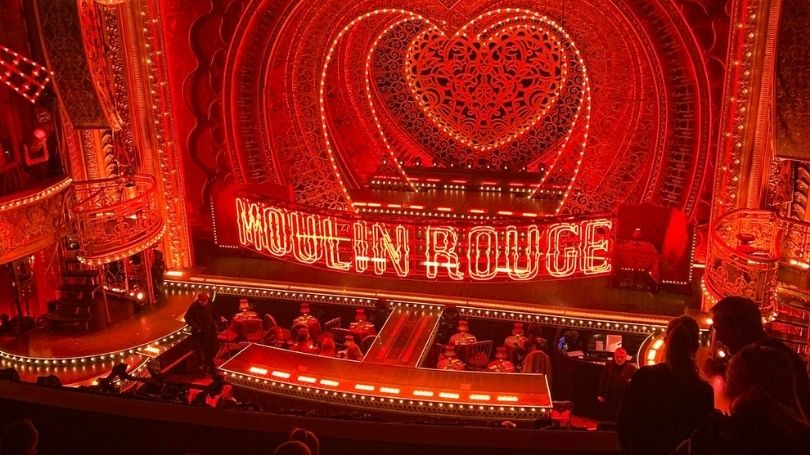 Moulin Rouge Bilet Fiyatları ve Gösteri Rehberi: Gitmeye Değer mi?
